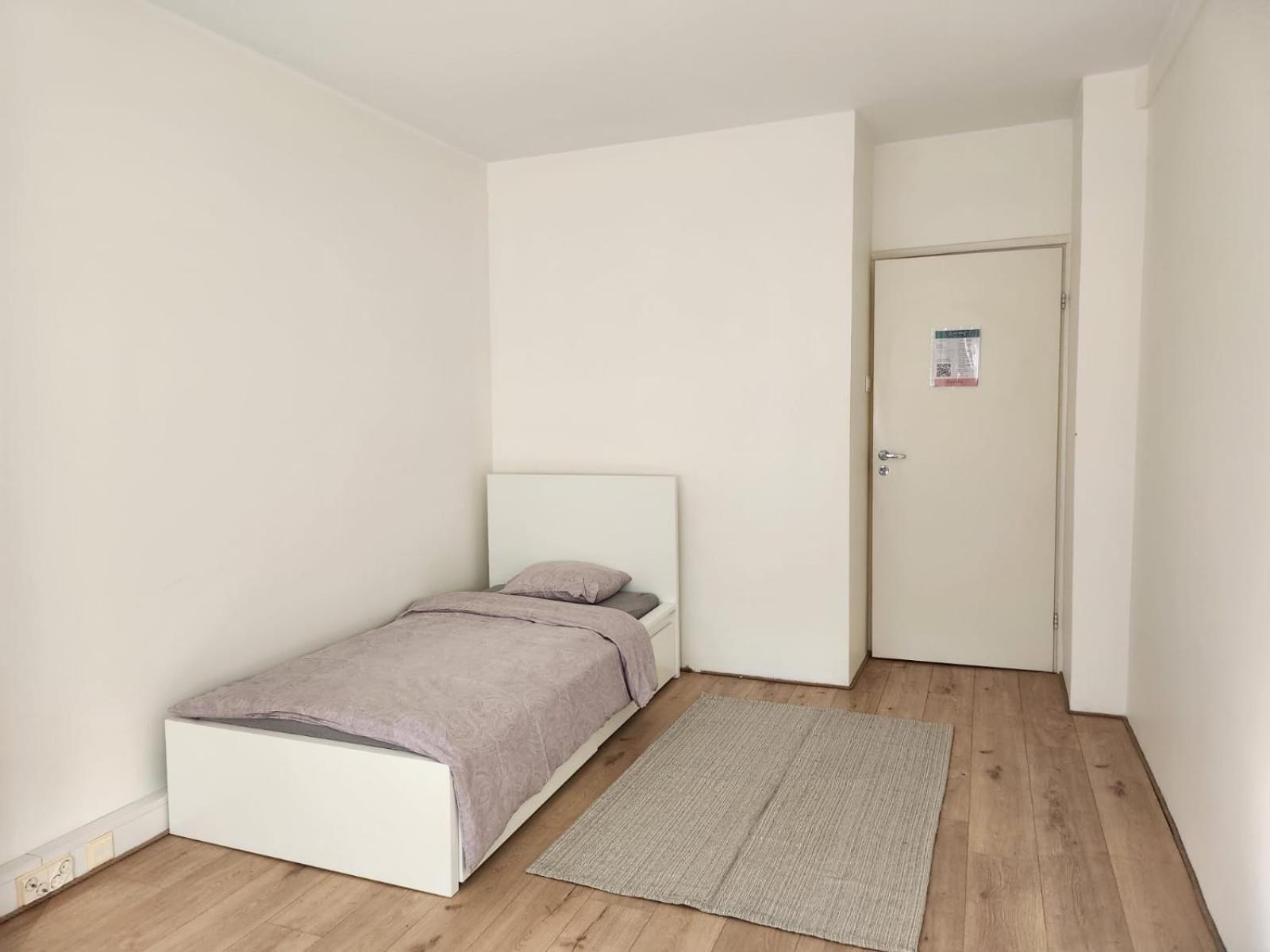 Private Steps From Old Town Albergue *